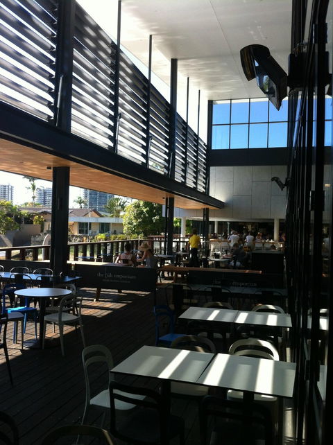 Edgewater Dining & Lounge - Taree Accommodation 6