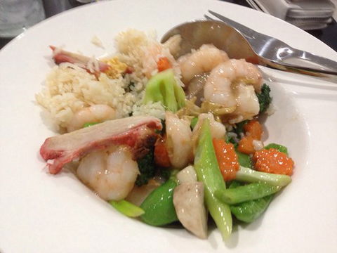 Mr Young Chinese Restaurant - Taree Accommodation 0