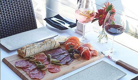 Black Angus Bar & Grill - Taree Accommodation 6