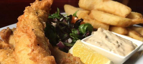 Amarok Bar & Restaurant - Taree Accommodation 2
