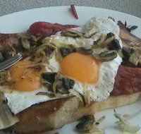 Cafe on King - Taree Accommodation