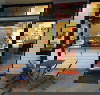 Feed the Dragon - Taree Accommodation