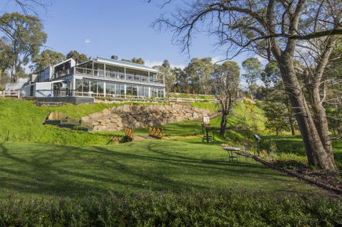Inglewood Inn - Taree Accommodation 0