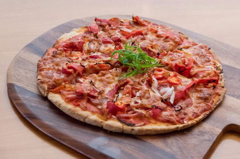 Berri Hotel Bistro - Taree Accommodation 0