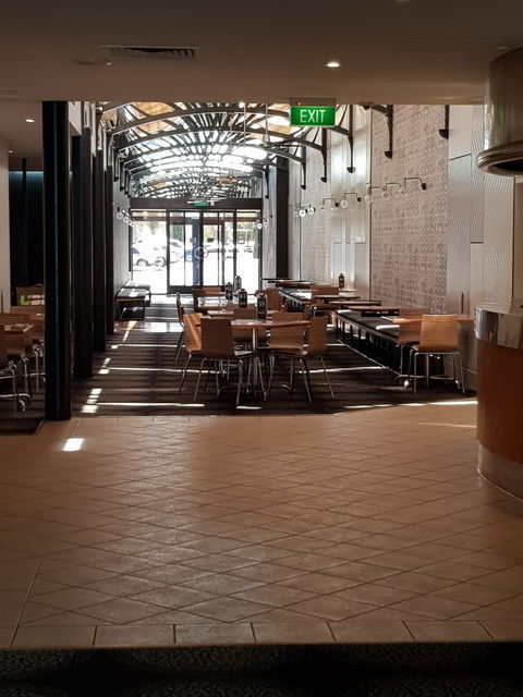 Berri Hotel Bistro - Taree Accommodation 10