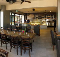 Long Leaf Cafe  Wine Bar - Taree Accommodation