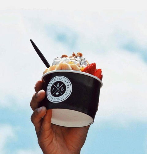 Acai Brothers Noosa Heads - Taree Accommodation 4