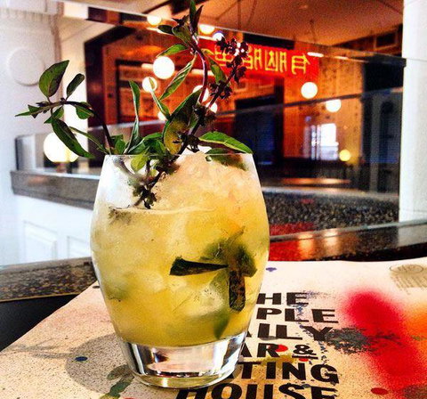 Apple Daily Bar & Eating House - Taree Accommodation 2