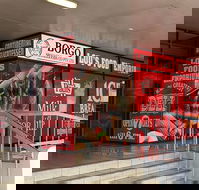 Lou's Food Emporium - Taree Accommodation