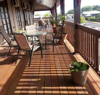 Commercial Hotel Clermont - Taree Accommodation