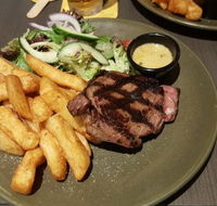 Raceview Tavern - Taree Accommodation