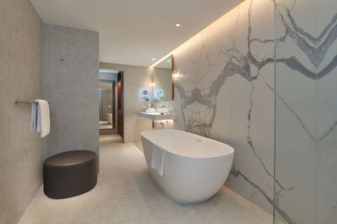 Parmelia Hilton Perth - Taree Accommodation 4