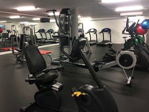 Avenue Hotel Canberra - Taree Accommodation 10