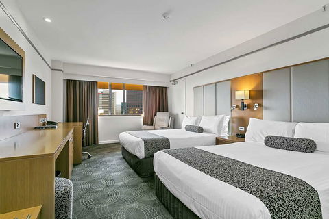 Stamford Plaza Adelaide - Taree Accommodation 5