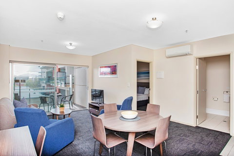 Hume Serviced Apartments - Taree Accommodation 14