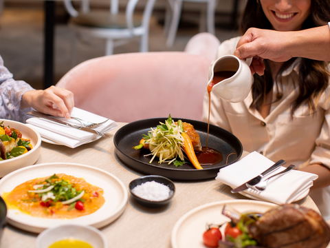 Novotel Sydney International Airport - Taree Accommodation 12