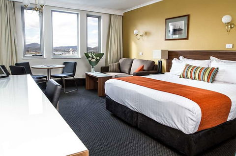 Lenna Of Hobart - Taree Accommodation 8
