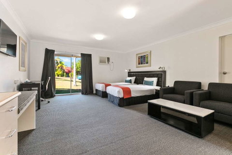 Comfort Inn North Brisbane - Taree Accommodation 13