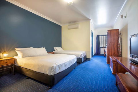Atherton Hotel - Taree Accommodation 8