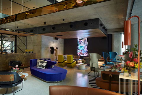 QT Melbourne - Taree Accommodation 1