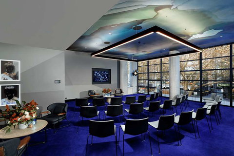 QT Melbourne - Taree Accommodation 9