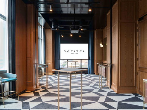 Sofitel Adelaide - Taree Accommodation 6