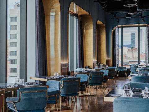 Sofitel Adelaide - Taree Accommodation 9