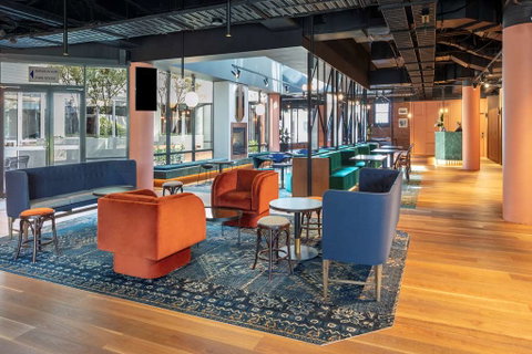 Amora Hotel Riverwalk Melbourne - Taree Accommodation 3