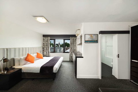 Comfort Hotel East Melbourne - Taree Accommodation 7