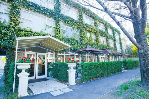 Punt Road Apartment Hotel - Taree Accommodation 0