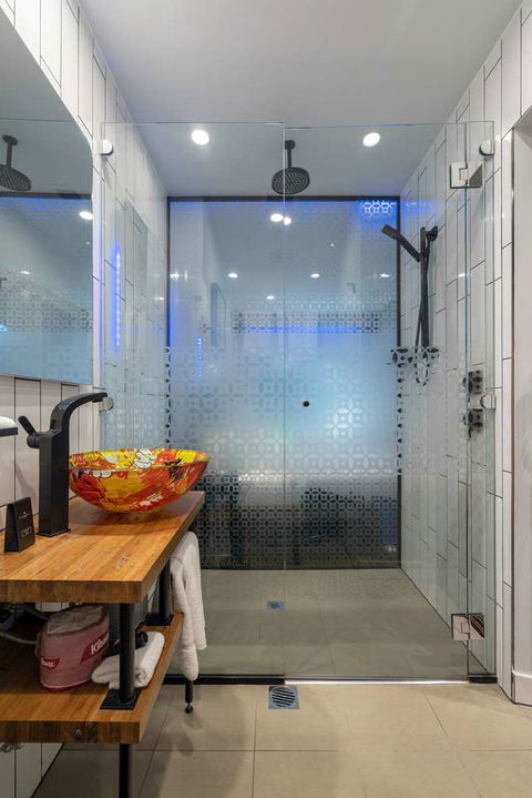 The Constance - Taree Accommodation 6