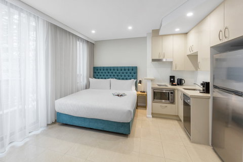 Meriton Suites Pitt Street - Taree Accommodation 7