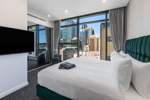 Meriton Suites Sussex Street, Sydney - Taree Accommodation 0