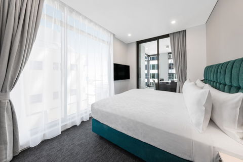 Meriton Suites Sussex Street, Sydney - Taree Accommodation 1