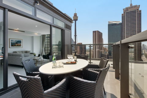 Meriton Suites Sussex Street, Sydney - Taree Accommodation 9