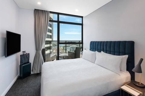 Meriton Suites Sussex Street, Sydney - Taree Accommodation 14