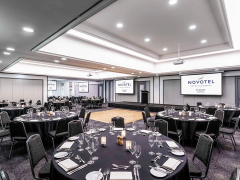 Novotel Sydney Central - Taree Accommodation 6