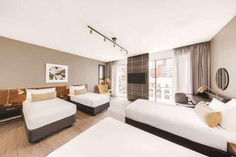 Vibe Hotel Sydney - Taree Accommodation 5
