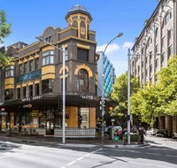 Hotel Harry an Ascend Hotel - Taree Accommodation