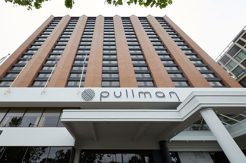 Pullman Melbourne On The Park - Taree Accommodation 0