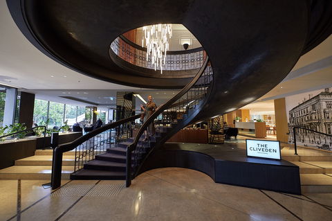 Pullman Melbourne On The Park - Taree Accommodation 1