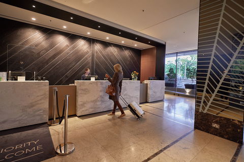 Pullman Melbourne On The Park - Taree Accommodation 2