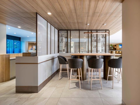 Novotel Melbourne Preston - Taree Accommodation 13