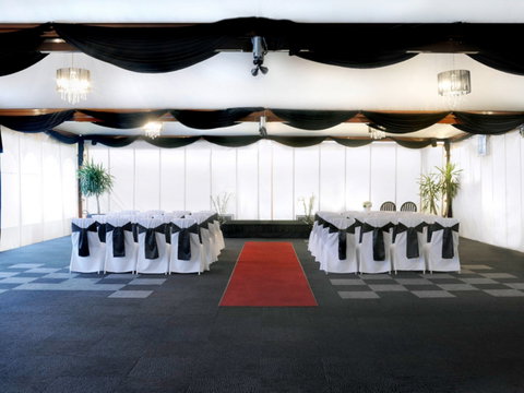 Novotel Melbourne Preston - Taree Accommodation 17