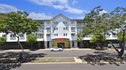 Metro Advance Apartments & Hotel - Taree Accommodation 0