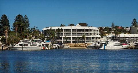 Pier 21 Apartment Hotel - Taree Accommodation 0