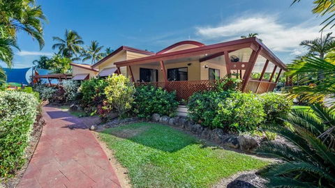 Ingenia Holidays Cairns Coconut - Taree Accommodation 1
