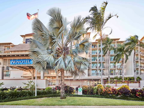 Novotel Cairns Oasis Resort - Taree Accommodation 0