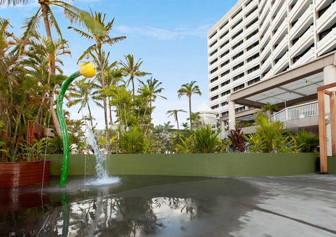 Rydges Esplanade Resort Cairns - Taree Accommodation 1
