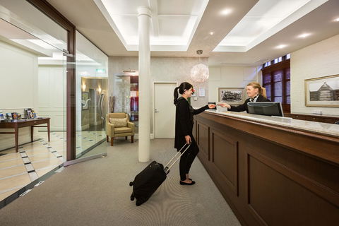 Launceston Central Apartments - Taree Accommodation 1